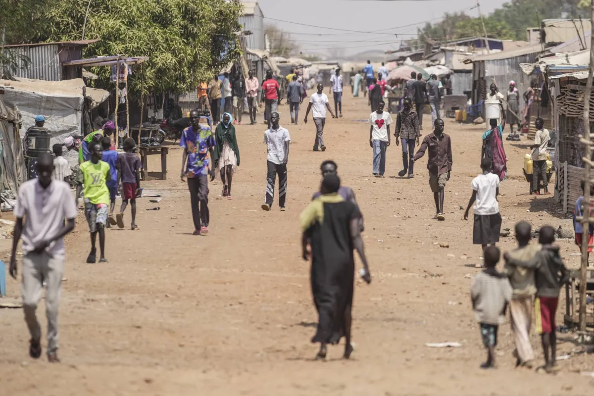 المفوض الأممي يحث الأطراف المتحاربة في جنوب السودان على «الابتعاد عن حافة الهاوية»