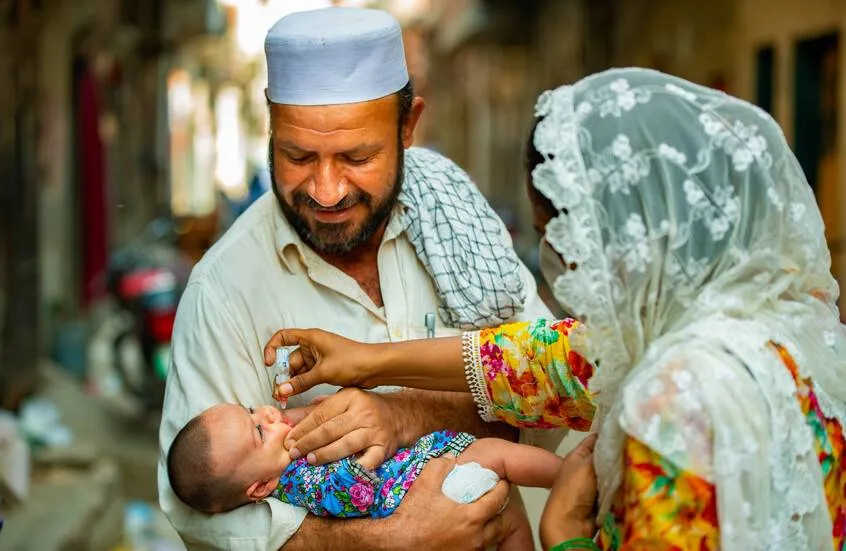 باكستان تطلق حملة التطعيم الوطنية الثالثة ضد شلل الأطفال لعام 2025