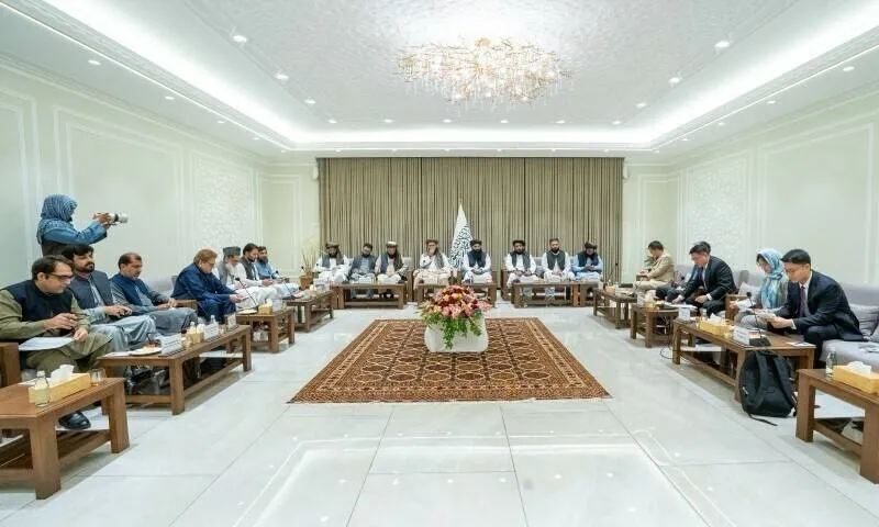 باكستان والصين وأفغانستان تتعهد بتعزيز العلاقات الاقتصادية والأمنية