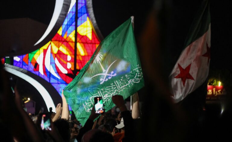 بالصور.. كيف تفاعل السوريون مع قرار رفع العقوبات الأميركية؟