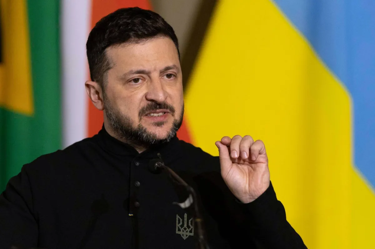 زيلينسكي يشيد «بتصفية» شخصيات عسكرية روسية كبيرة