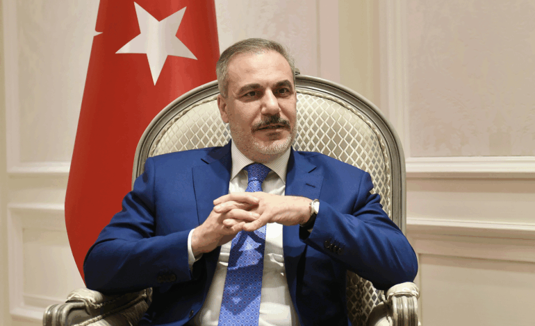 فيدان يحدد أولويات تركيا في سوريا ويدعو لدعم غزة