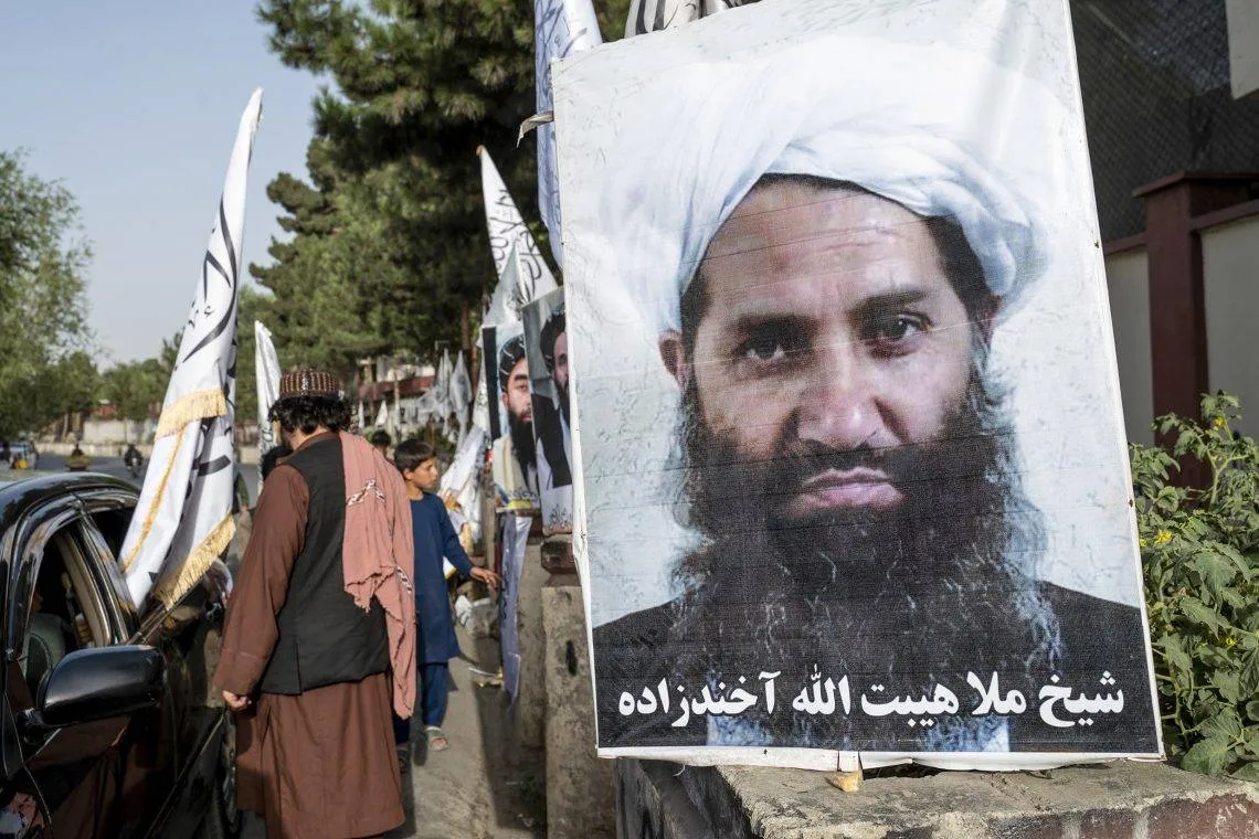 زعيم «طالبان» يدين «حظر السفر» الذي فرضه ترمب على الأفغان… ويصف أميركا بـ«الظالمة»