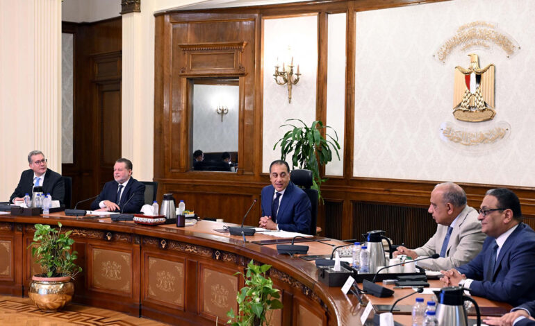 كيف تدير مصر اقتصادها في ظل التصعيد بين إسرائيل وإيران؟