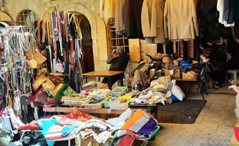 الخليل قلعة الاقتصاد الفلسطيني تتصدّع تحت الحصار والحرب